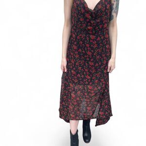 🌹 Wild Fable Black Rose Handkerchief Midi - Romantic Edge! 🌹